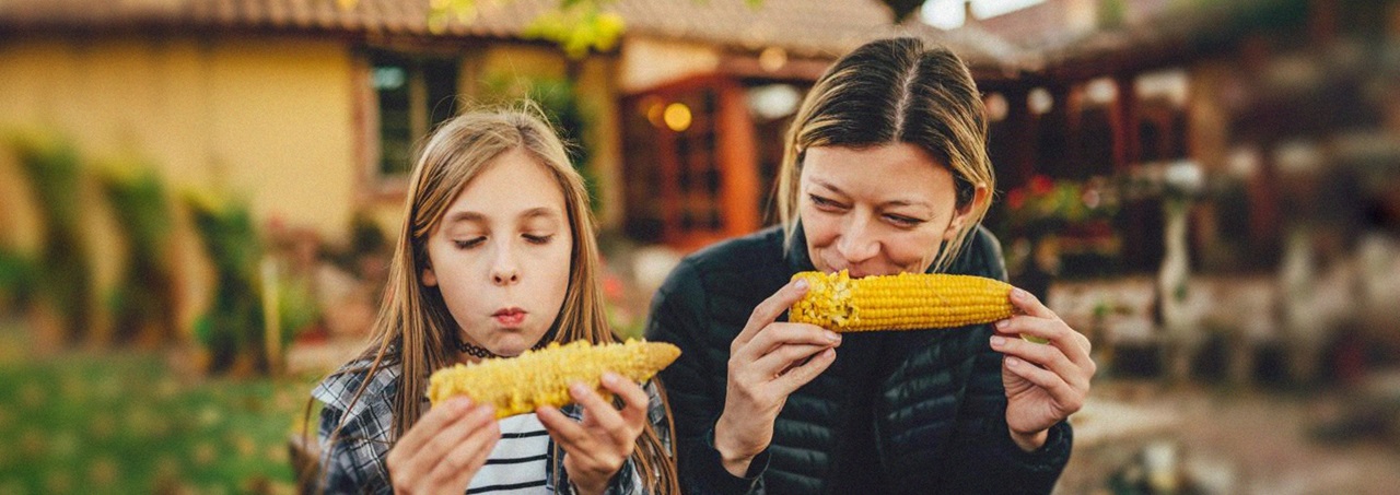 Poioi eimaste Eurolife